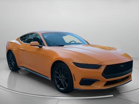 Certified 2026 Ford Mustang Coupe RWD image 2
