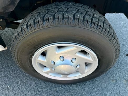 Used 2013 Ford E-150 and Econoline 150 w/ PWR Group RWD image 19
