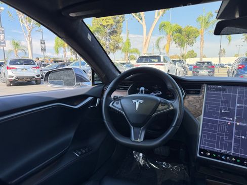 Used 2019 Tesla Model S 100D AWD/4WD image 21
