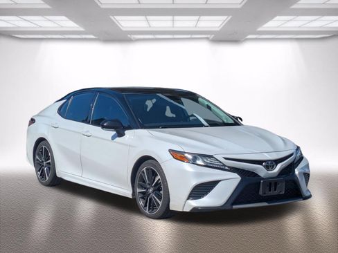 Certified 2019 Toyota Camry XSE w/ Navigation Package FWD image 1