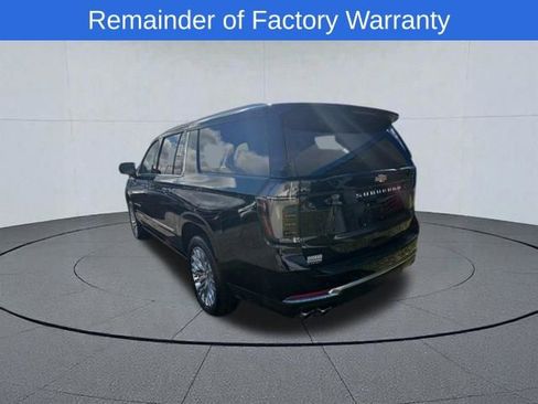 Used 2025 Chevrolet Suburban High Country AWD/4WD image 4