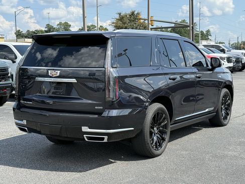 Used 2025 Cadillac Escalade Premium Luxury w/ Touring Package AWD/4WD image 11