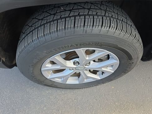 Used 2022 Jeep Grand Cherokee L Limited image 10