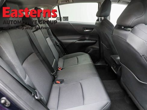 Used 2024 Toyota Venza LE image 23