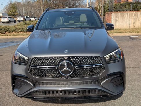 Certified 2025 Mercedes-Benz GLE 450e 4MATIC image 8
