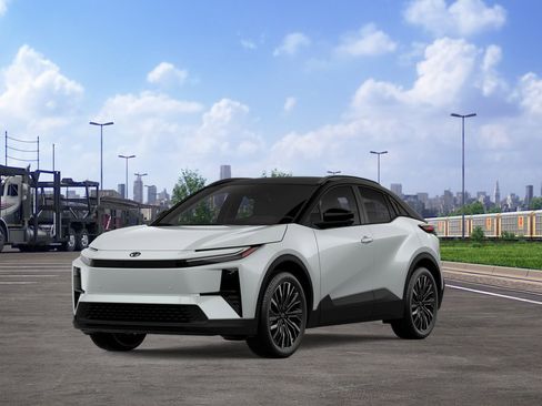 New 2026 Toyota C-HR image 1