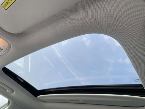 Used 2020 Hyundai Kona Limited image 15