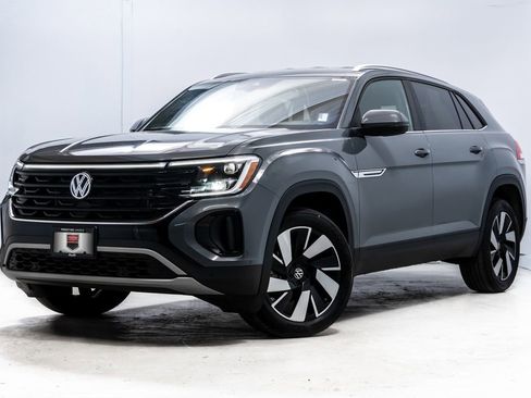 Used 2025 Volkswagen Atlas Cross Sport SE AWD/4WD image 1