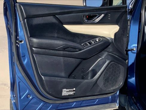 Used 2022 Subaru Ascent Limited image 21