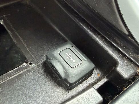 Used 2016 Acura TLX w/ Technology Package FWD image 38