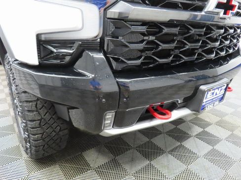 Used 2023 Chevrolet Silverado 1500 ZR2 image 53