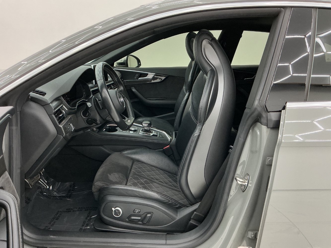 Used 2019 Audi S5 Premium Plus w/ Premium Plus AWD/4WD image 14