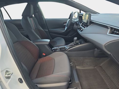 Used 2025 Toyota Corolla SE image 12