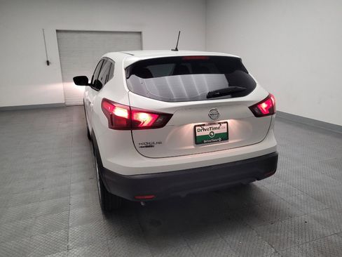Used 2018 Nissan Rogue Sport S FWD image 6