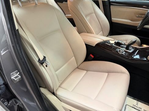 Used 2013 BMW 528i Sedan image 18