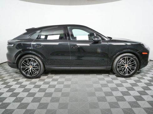 New 2026 Porsche Cayenne Coupe AWD/4WD image 29