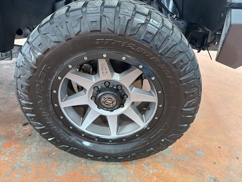 Used 2017 Ford F250 Lariat w/ Lariat Value Package image 10