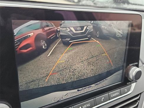 Used 2024 Nissan Altima 2.5 SR image 21