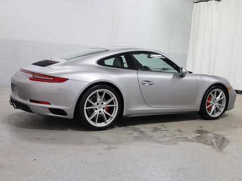Certified 2018 Porsche 911 Carrera 4S image 9