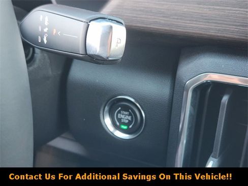 New 2026 GMC Acadia Denali w/ Super Cruise Package image 16