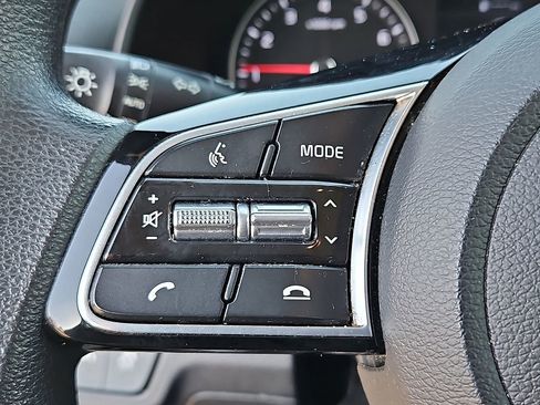 Certified 2019 Kia Forte LXS FWD image 23