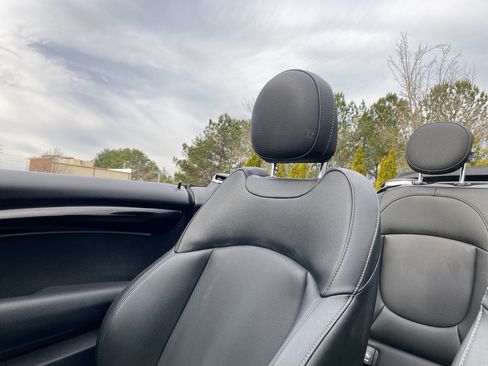 Certified 2024 MINI Cooper S image 19