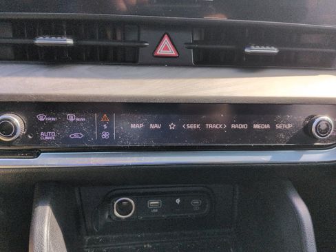 Used 2024 Kia Sportage X-Line w/ X-Line Premium Package image 13