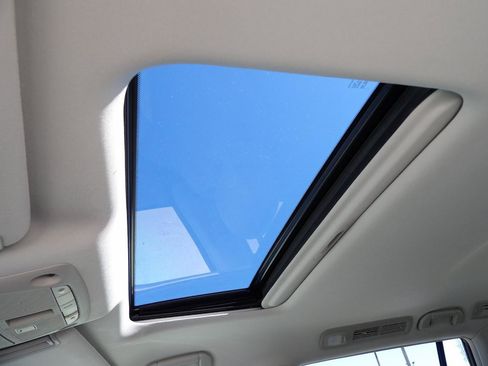 Used 2019 Nissan Armada SL w/ Premium Package image 13