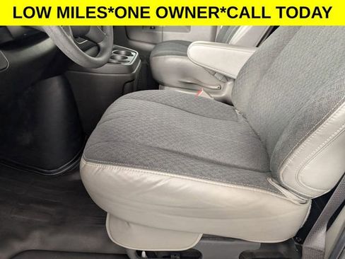 Used 2024 GMC Savana 2500 w/ Driver Convenience Package RWD image 13