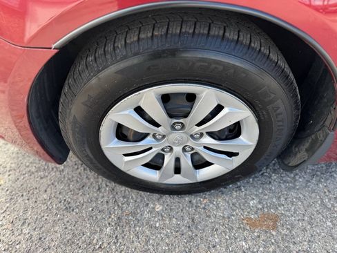 Used 2012 Hyundai Sonata GLS FWD image 53