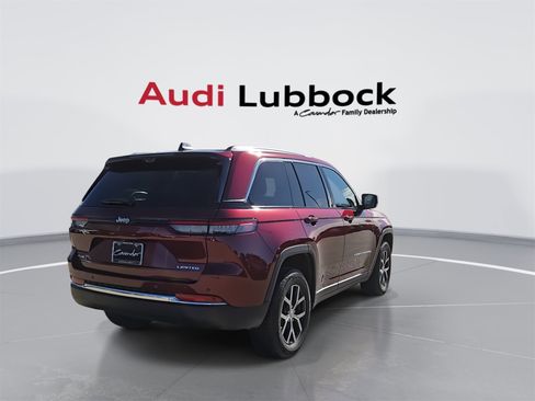 Used 2024 Jeep Grand Cherokee Limited w/ Luxury Tech Group II image 8