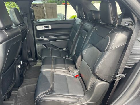 Used 2020 Ford Explorer ST w/ Premium Technology Package AWD/4WD image 30
