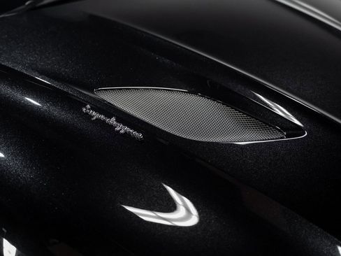 Used 2019 Aston Martin DBS Superleggera image 9