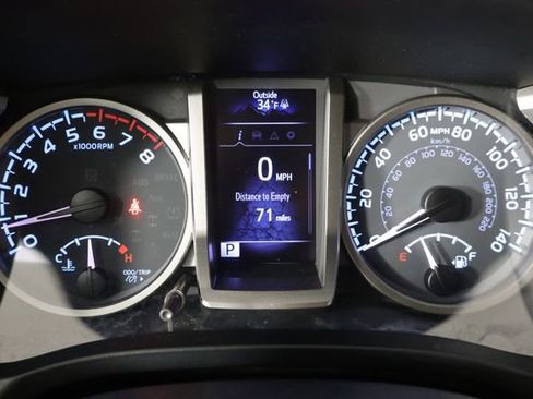 Used 2020 Toyota Tacoma SR5 image 22