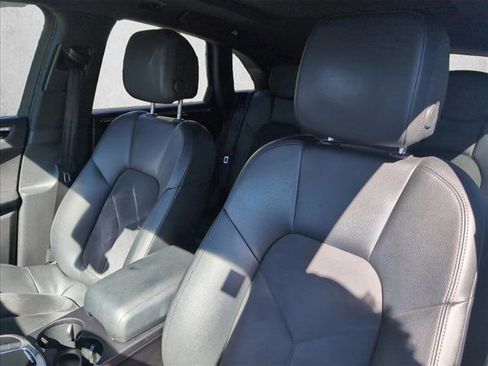 Used 2017 Porsche Macan image 10