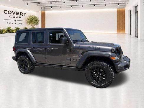 Used 2020 Jeep Wrangler Unlimited Sport AWD/4WD image 14