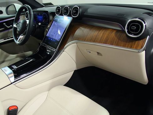 Certified 2023 Mercedes-Benz GLC 300 4MATIC image 22