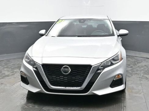 Used 2021 Nissan Altima 2.5 S image 2