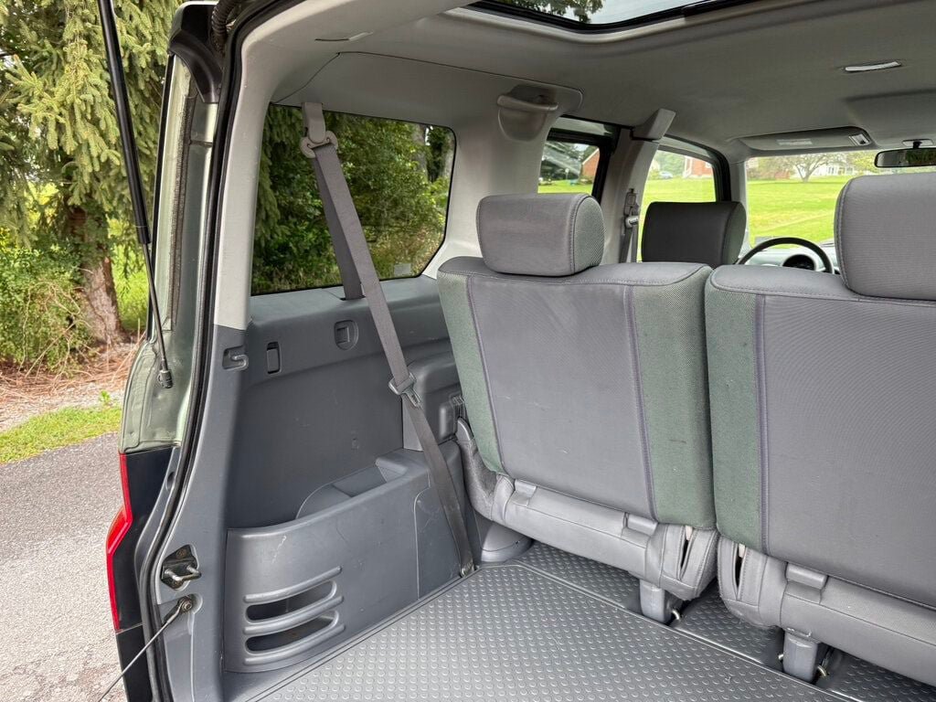 Used 2005 Honda Element LX image 33