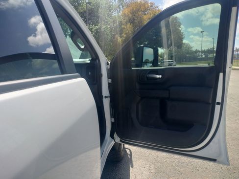 Used 2020 Chevrolet Silverado 2500 W/T w/ WT Fleet Convenience Package image 18