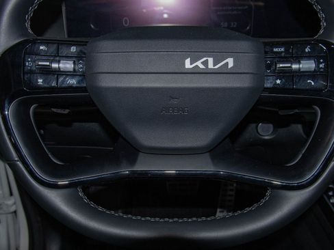 Used 2026 Kia Sorento SX Prestige AWD/4WD image 12