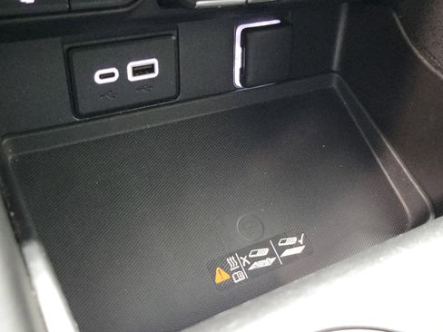 Used 2023 Chevrolet Tahoe LT image 33