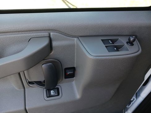 New 2025 Chevrolet Express 2500 w/ Driver Convenience Package image 31