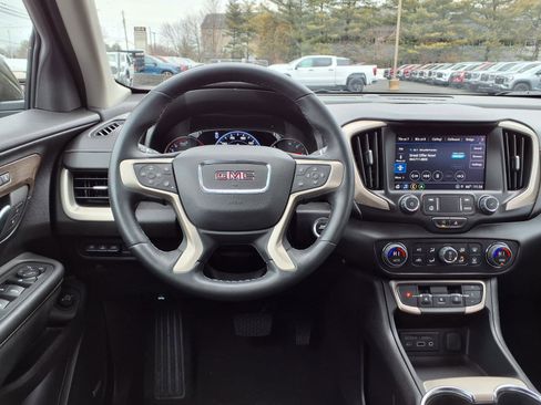 Certified 2024 GMC Terrain Denali w/ Denali Premium Package AWD/4WD image 16