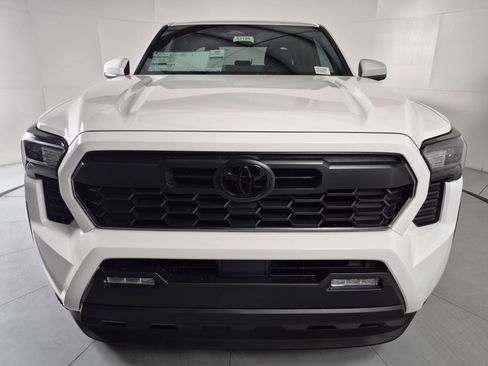 New 2026 Toyota Tacoma 4x4 Double Cab Hybrid image 7