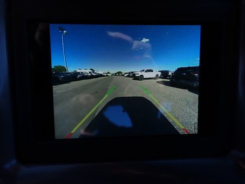Used 2022 Dodge Challenger SXT RWD image 20