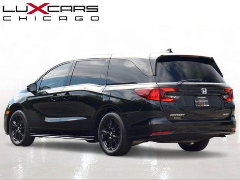 Used 2023 Honda Odyssey Sport image 8