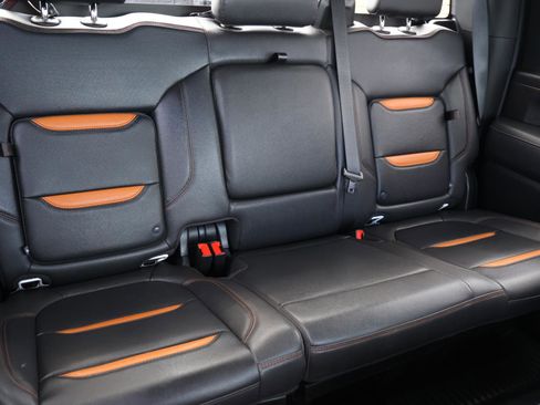 Used 2023 GMC Sierra 3500 AT4 w/ Gooseneck/5TH Wheel Package image 21