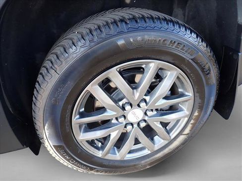 Used 2019 GMC Acadia SLT FWD image 7