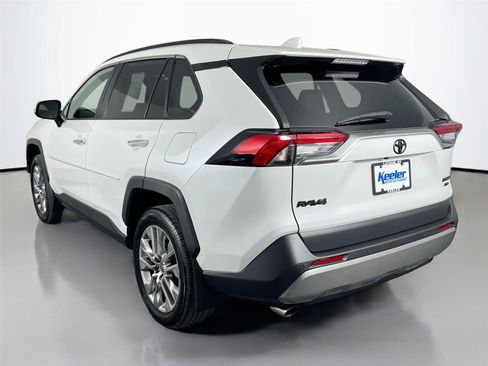 Used 2023 Toyota RAV4 Limited AWD/4WD image 4
